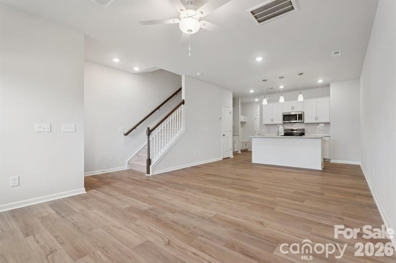 4628 Lakeview Rd, Charlotte, NC 28216