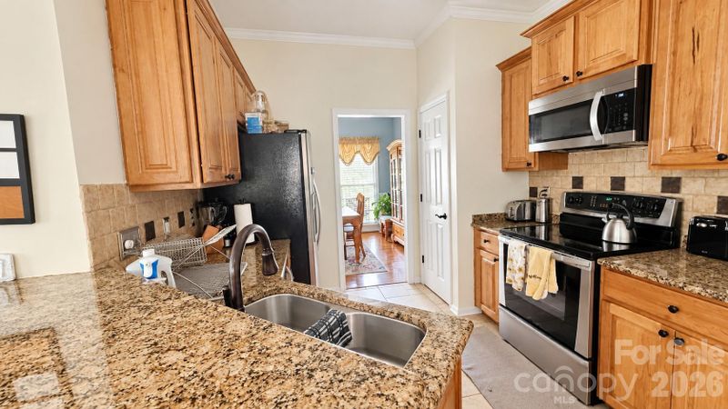3775 Kennedy Rd, Gastonia, NC 28056