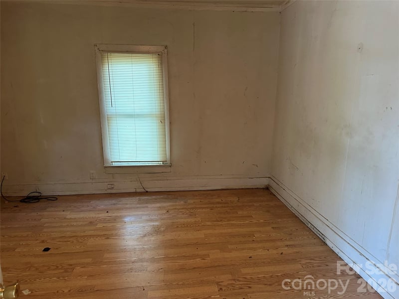 1032 Plymouth St, Gastonia, NC 28054