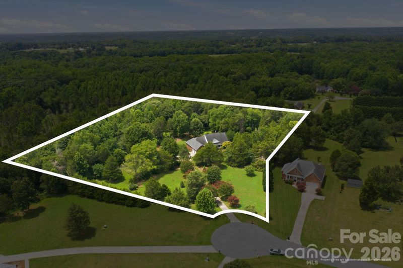 182 Robert Dr, Statesville, NC 28625