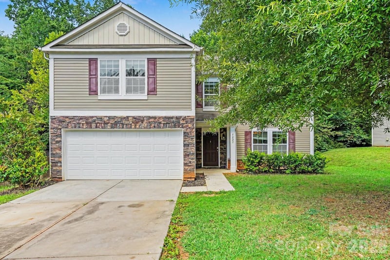 7227 Cypress Ridge Dr, Charlotte, NC 28262