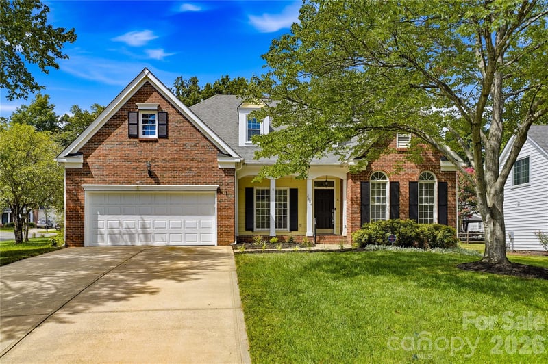 2604 Lamp Post Ln, Kannapolis, NC 28081