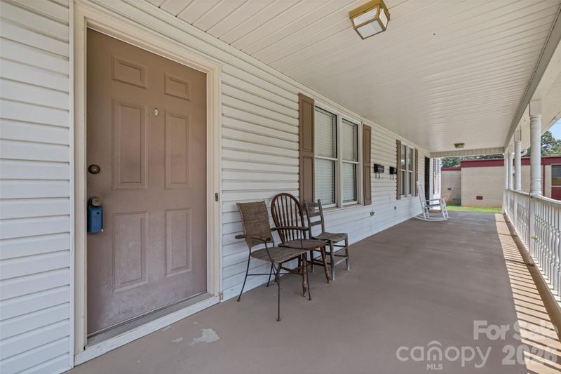 243 8th Ave, Cramerton, NC 28032