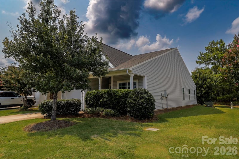5061 Newport Lakes Dr #11, Rock Hill, SC 29732