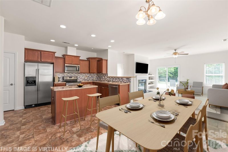 8411 Romana Red Ln, Charlotte, NC 28213