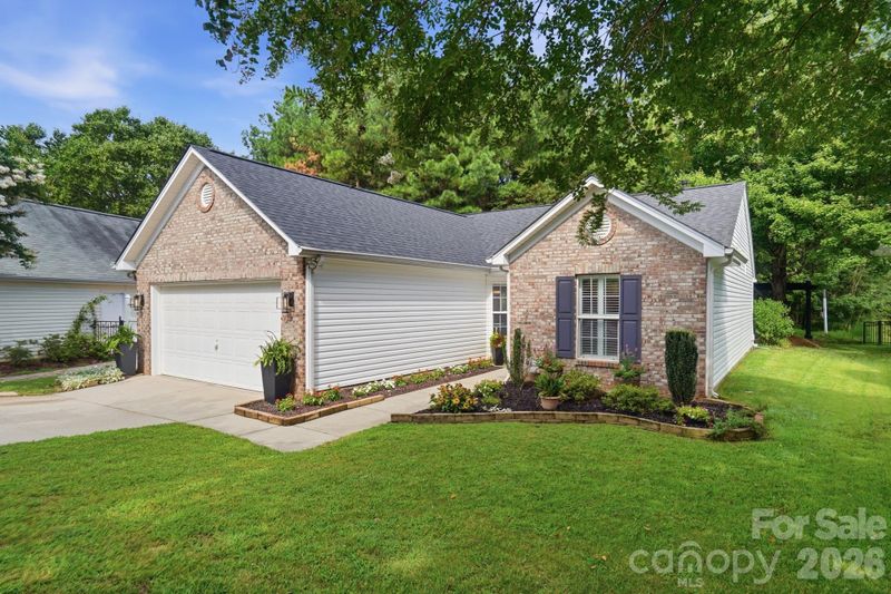 212 Chestnut Ave, Tega Cay, SC 29708