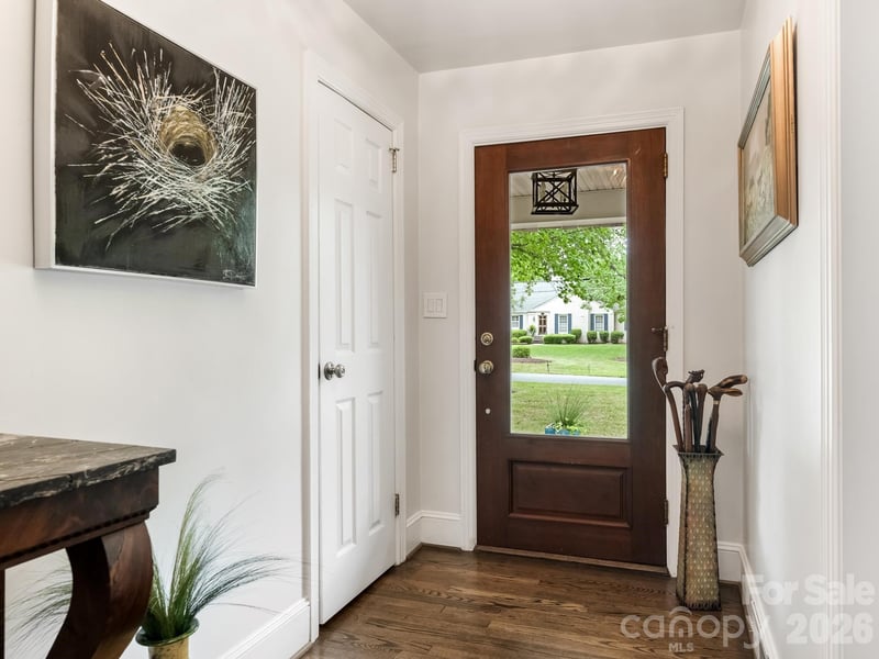 2652 Knollwood Rd, Charlotte, NC 28211