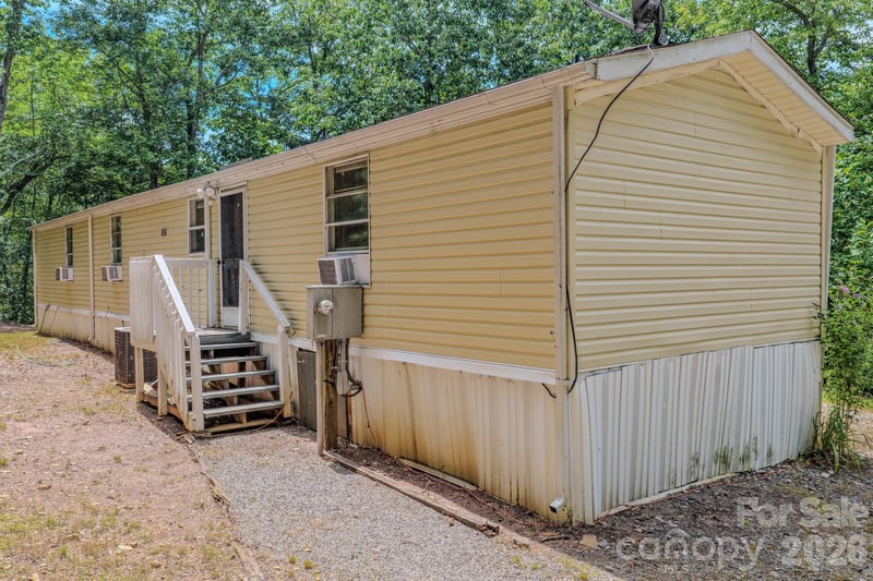23 Tom Worley Rd, Leicester, NC 28748