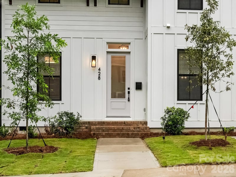 428 Woodvale Pl, Charlotte, NC 28208
