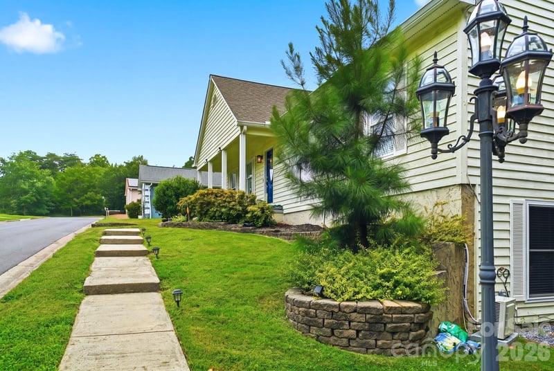 12017 Baywoods Dr, Tega Cay, SC 29708