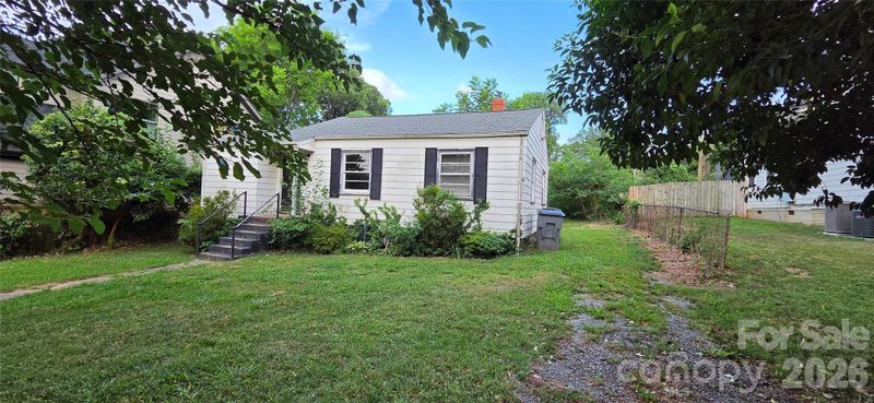 2216 Yadkin Ave, Charlotte, NC 28205