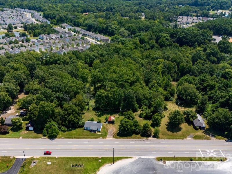 180 Hands Mill Hw, Rock Hill, SC 29732