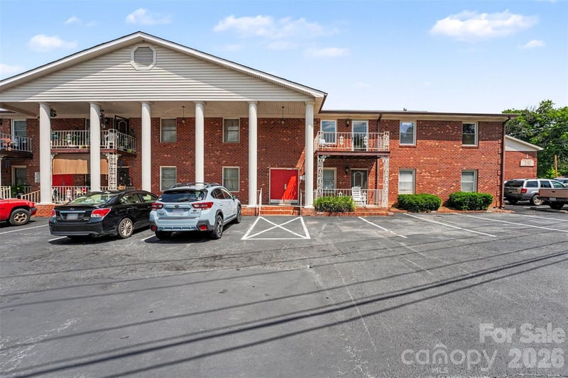 112 Briarcliff Dr, Kannapolis, NC 28081