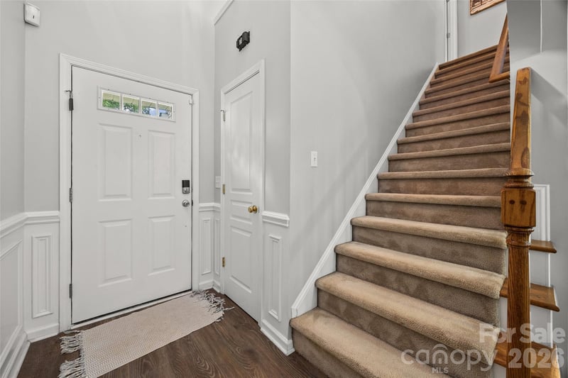 10216 Old Carolina Dr, Charlotte, NC 28214