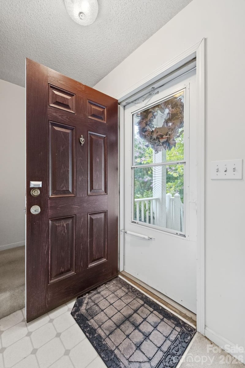 9220 Garnet Field Ct, Charlotte, NC 28269