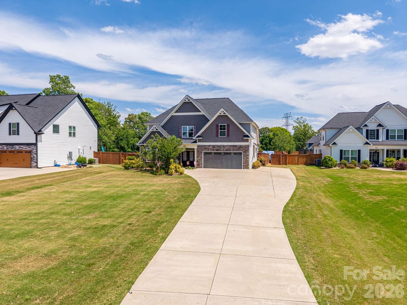 955 Robinson Rd, Gastonia, NC 28056