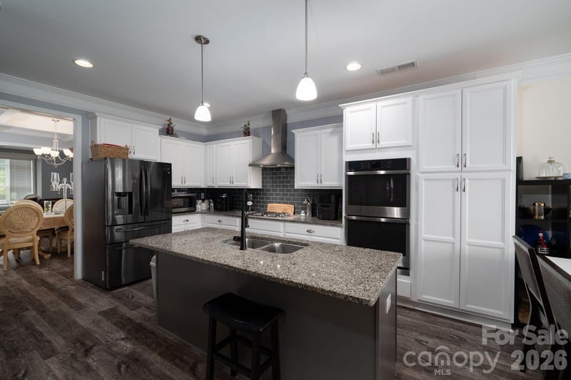955 Robinson Rd, Gastonia, NC 28056