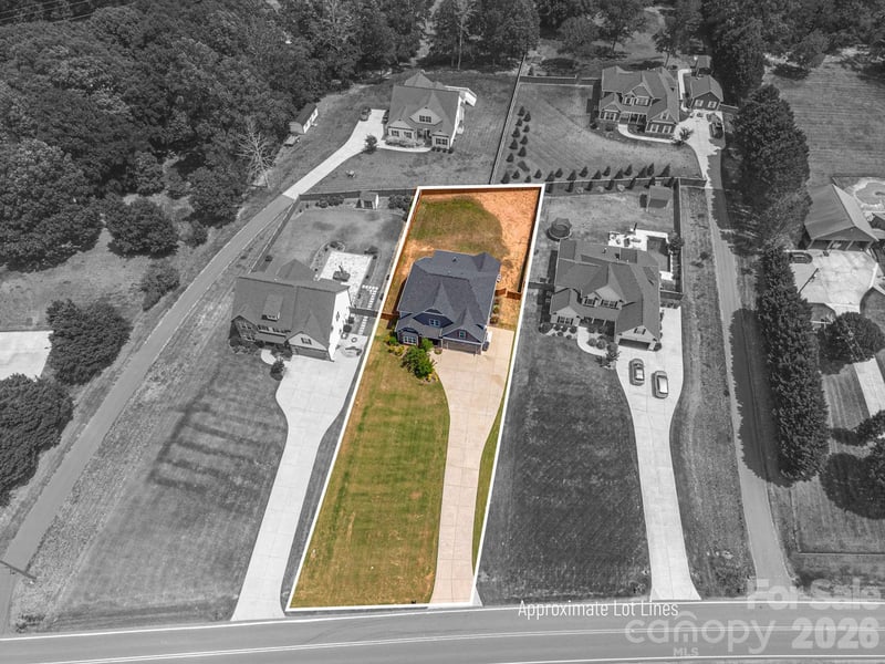 955 Robinson Rd, Gastonia, NC 28056
