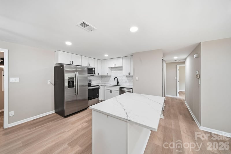 8114 Holly Hill Rd, Charlotte, NC 28227