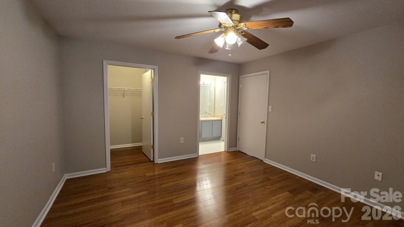 9811 Campus Walk Ln #C, Charlotte, NC 28262