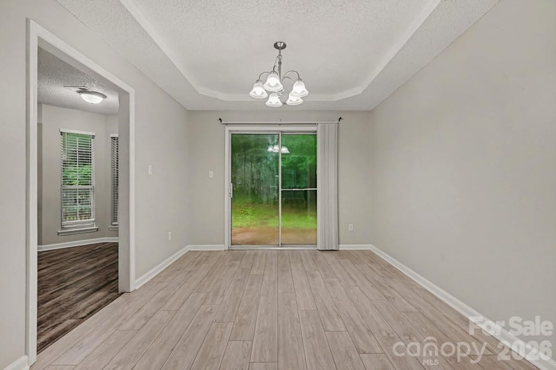 8722 Woodhill Manor Ct, Charlotte, NC 28215