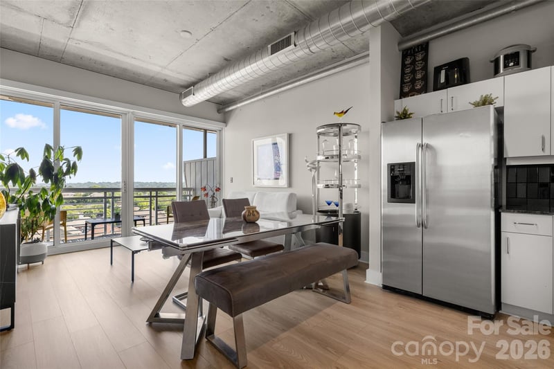505 E 6th St #915, Charlotte, NC 28202