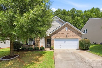 10014 Goose Landing Dr, Charlotte, NC 28269