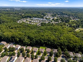 10014 Goose Landing Dr, Charlotte, NC 28269