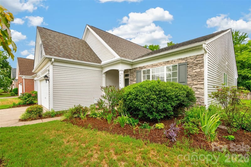 9114 Beaver Brook Way, Charlotte, NC 28277