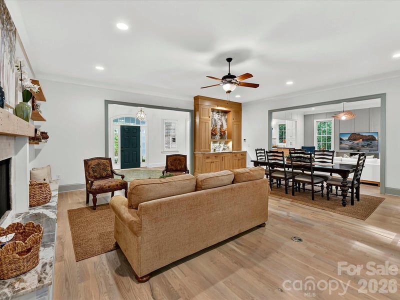 9417 White Hemlock Ln, Charlotte, NC 28270