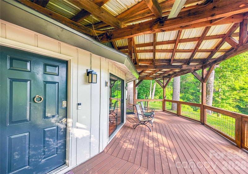 150 Freeman Knolls Dr #6, Hendersonville, NC 28792