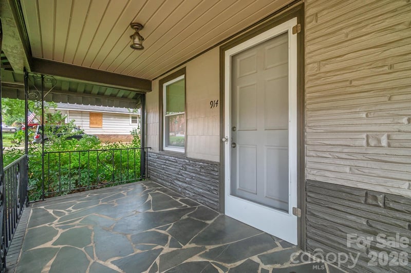 912 Rankin Ave, Gastonia, NC 28052