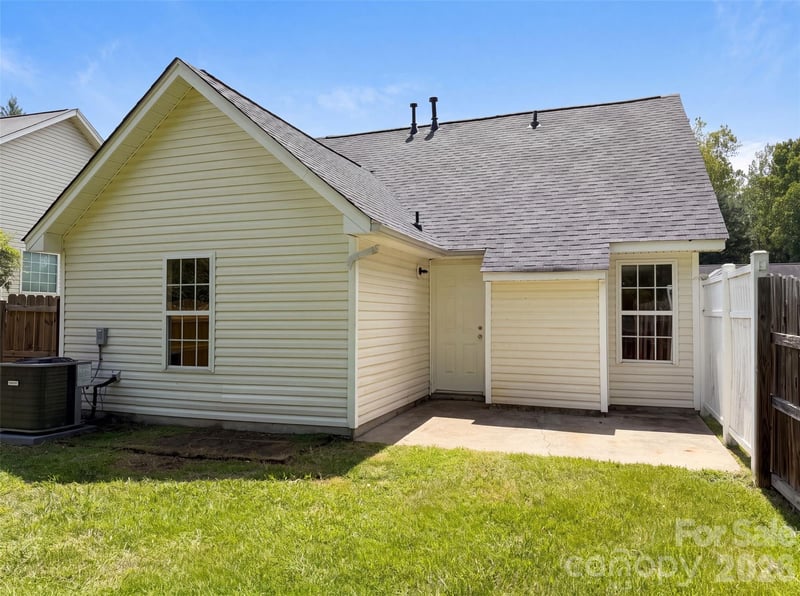 2025 Duke Adam St, Kannapolis, NC 28083