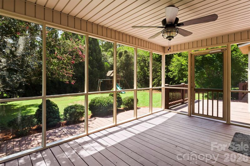 8601 Middleton Cir, Harrisburg, NC 28075