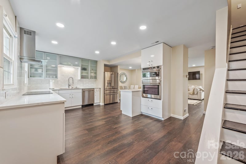8308 Knights Bridge Rd, Charlotte, NC 28210