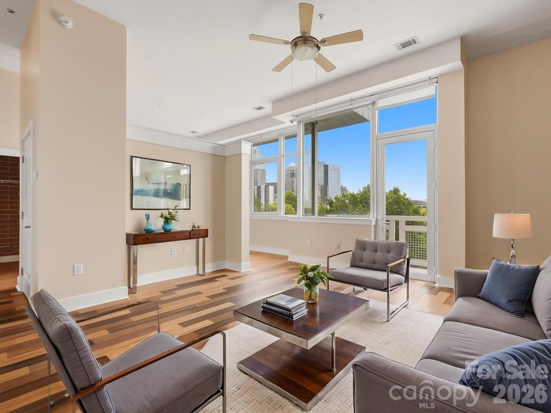 710 W Trade St #703, Charlotte, NC 28202