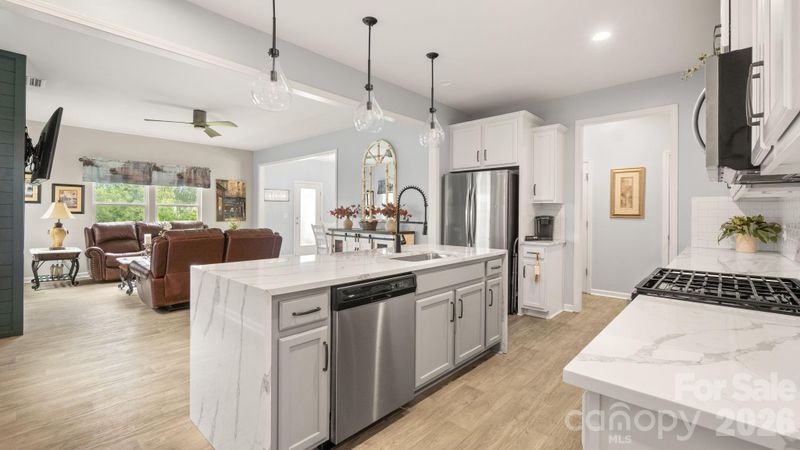 7460 Hartsfield Dr, Lancaster, SC 29720