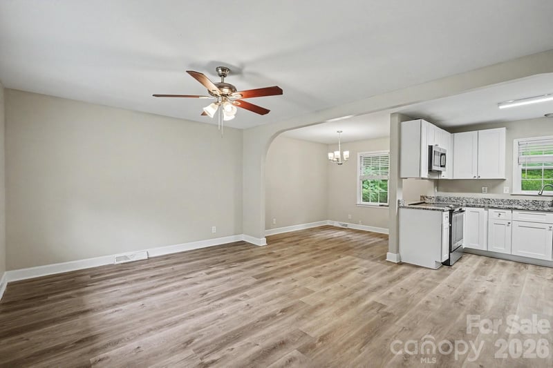 6601 Lynfield Dr, Charlotte, NC 28212