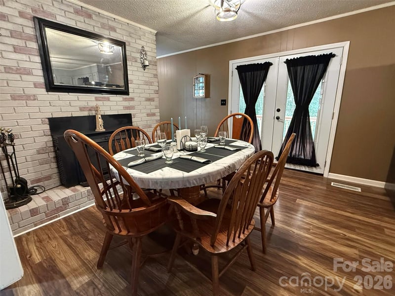 4620 Maplecrest Dr, Gastonia, NC 28056