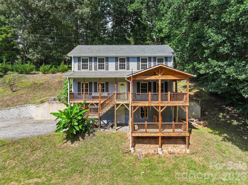 133 Shadow Oak Ln, Clyde, NC 28721