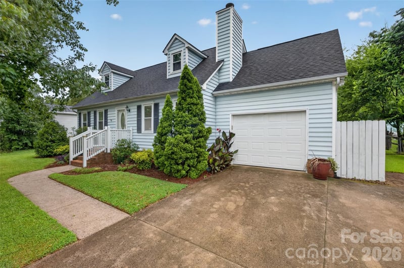 3550 Farm Lake Dr SW, Concord, NC 28027