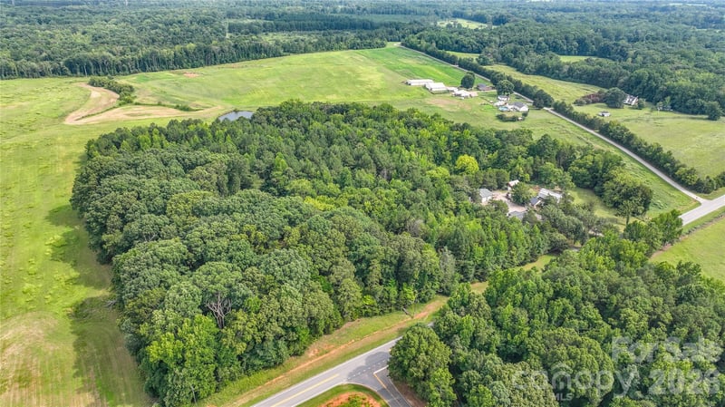 5584 Mcconnells Hw, Mcconnells, SC 29726