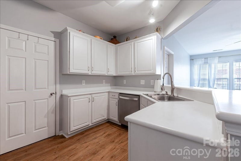 14941 Santa Lucia Dr, Charlotte, NC 28277