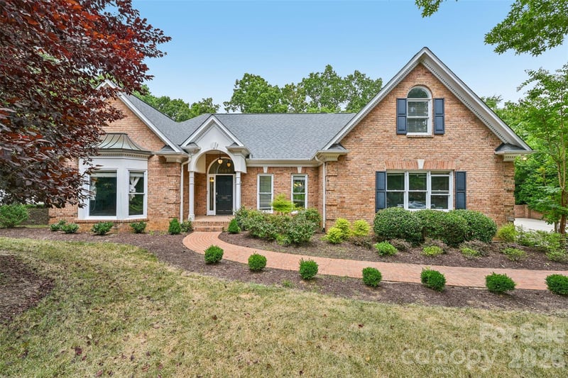 5609 Camilla Dr, Charlotte, NC 28226