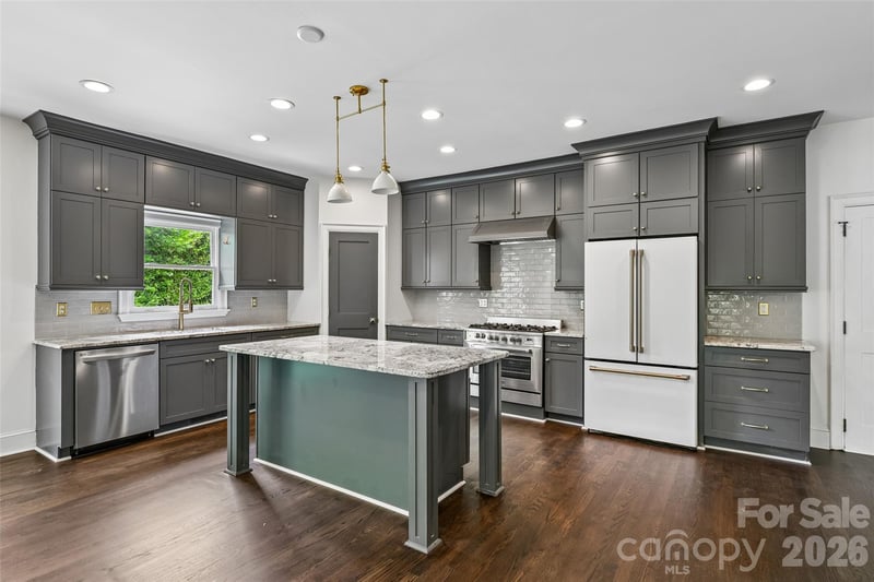 5609 Camilla Dr, Charlotte, NC 28226
