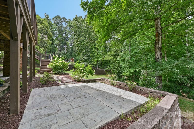 5609 Camilla Dr, Charlotte, NC 28226