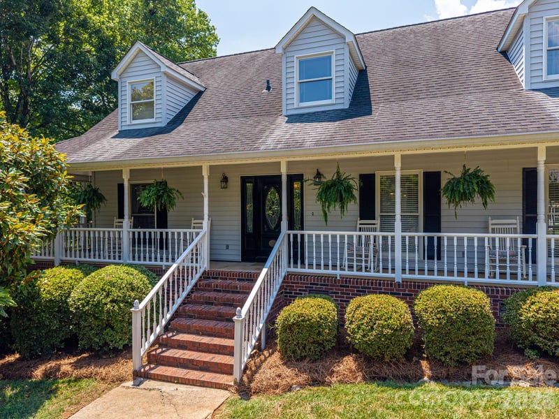 2723 Steeplechase Rd, Gastonia, NC 28056
