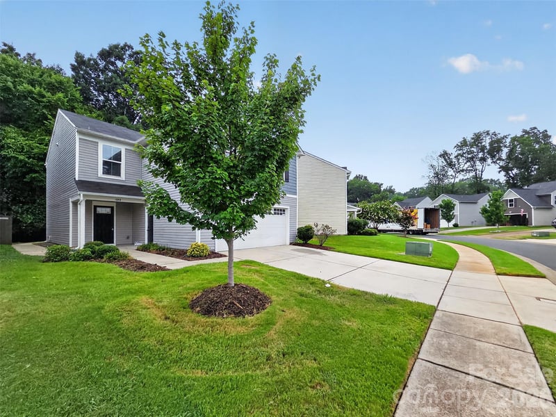 1648 Hooper Ct, Charlotte, NC 28212