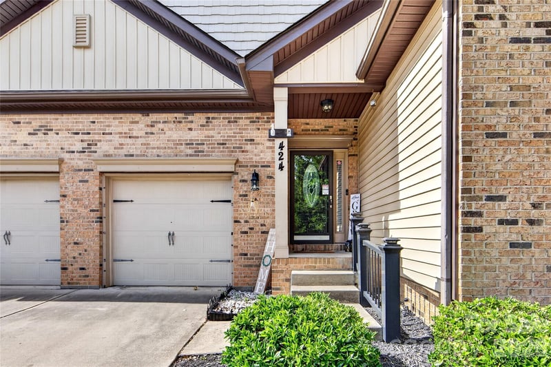 424 Anvil Draw Pl, Rock Hill, SC 29730