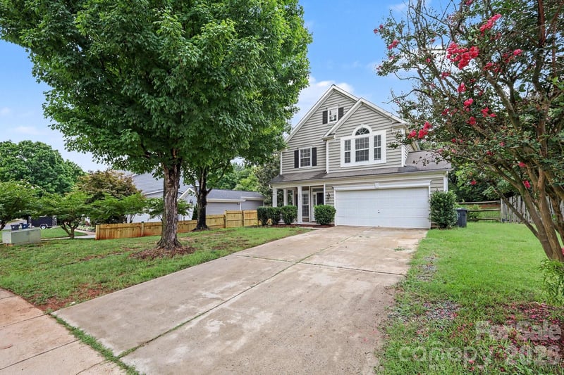 16034 Farmall Dr, Huntersville, NC 28078